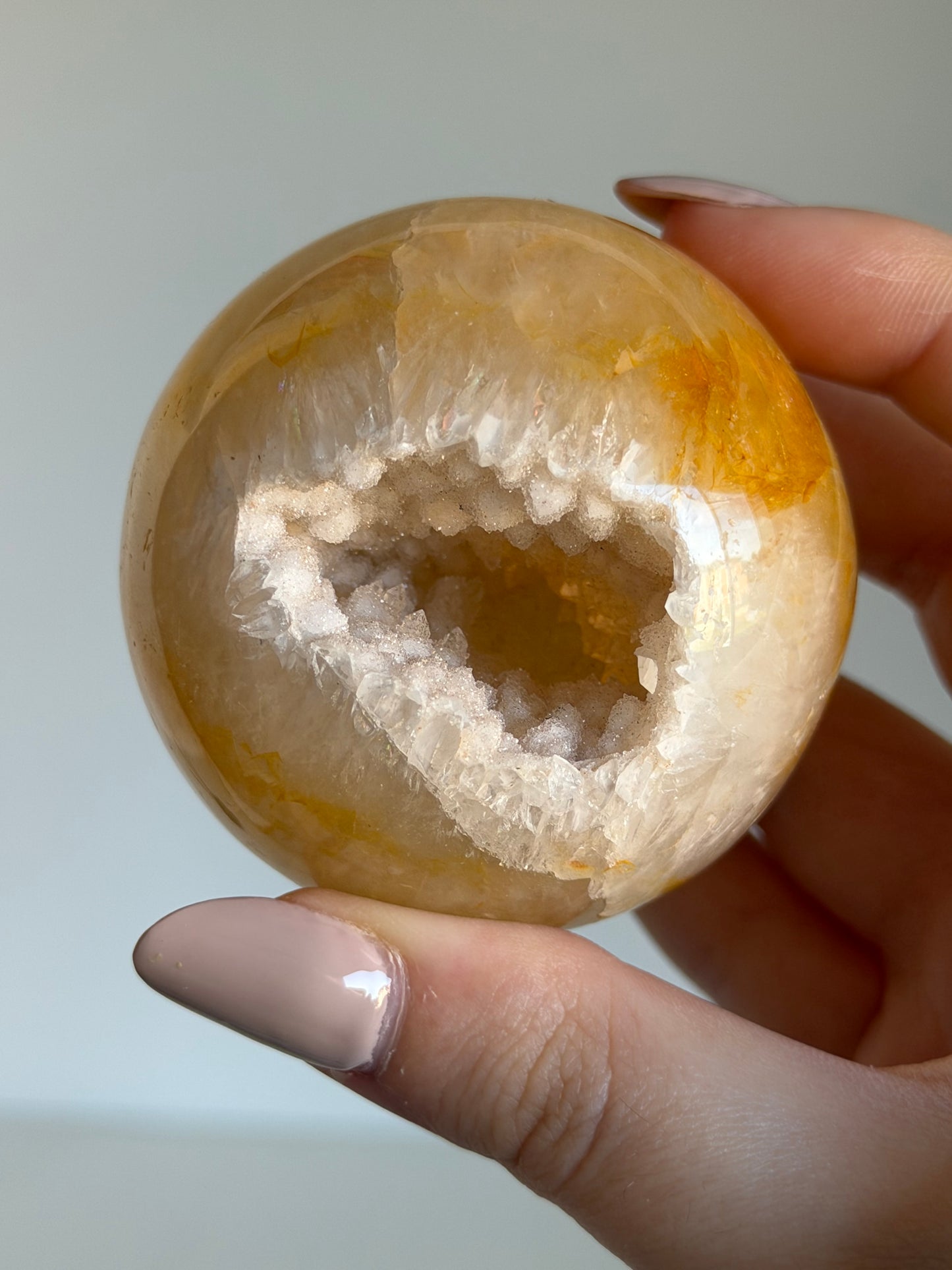 Sfera in Agata druzy con stand