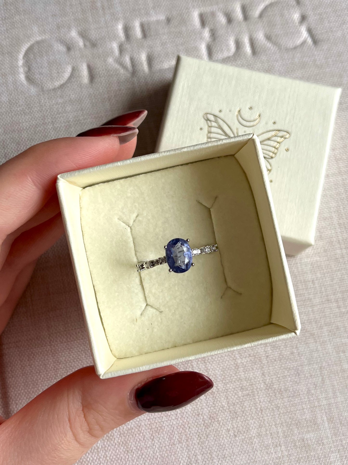 Anello in fluorite blu