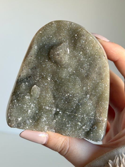 Cut base in ametista verde