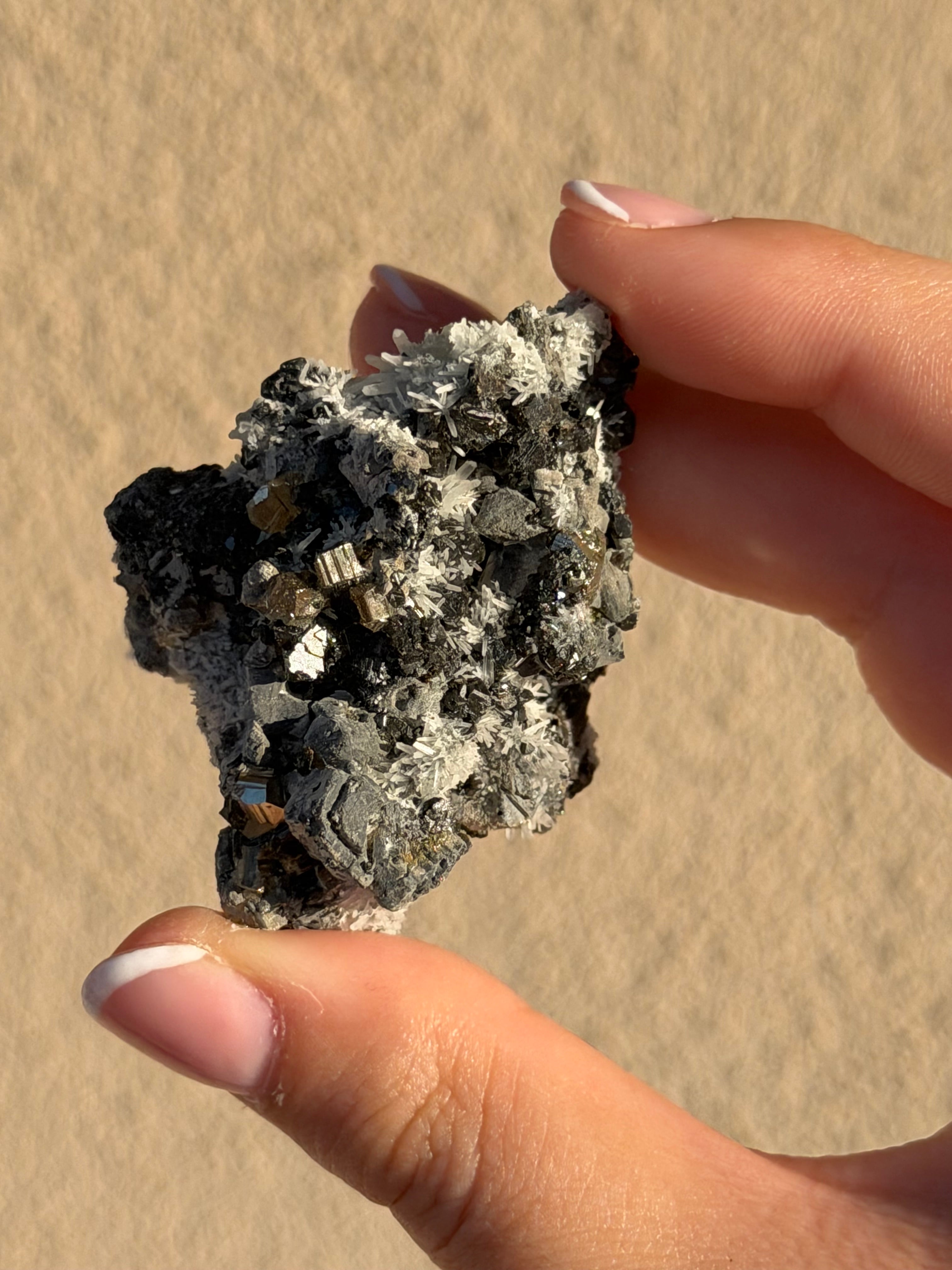 Pyrite bulgara con galena e Sfallerite