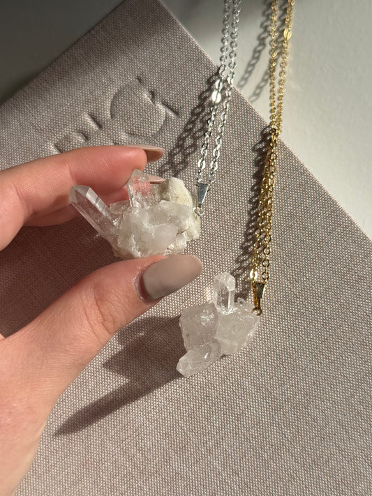 Collana con cluster in quarzo ialino