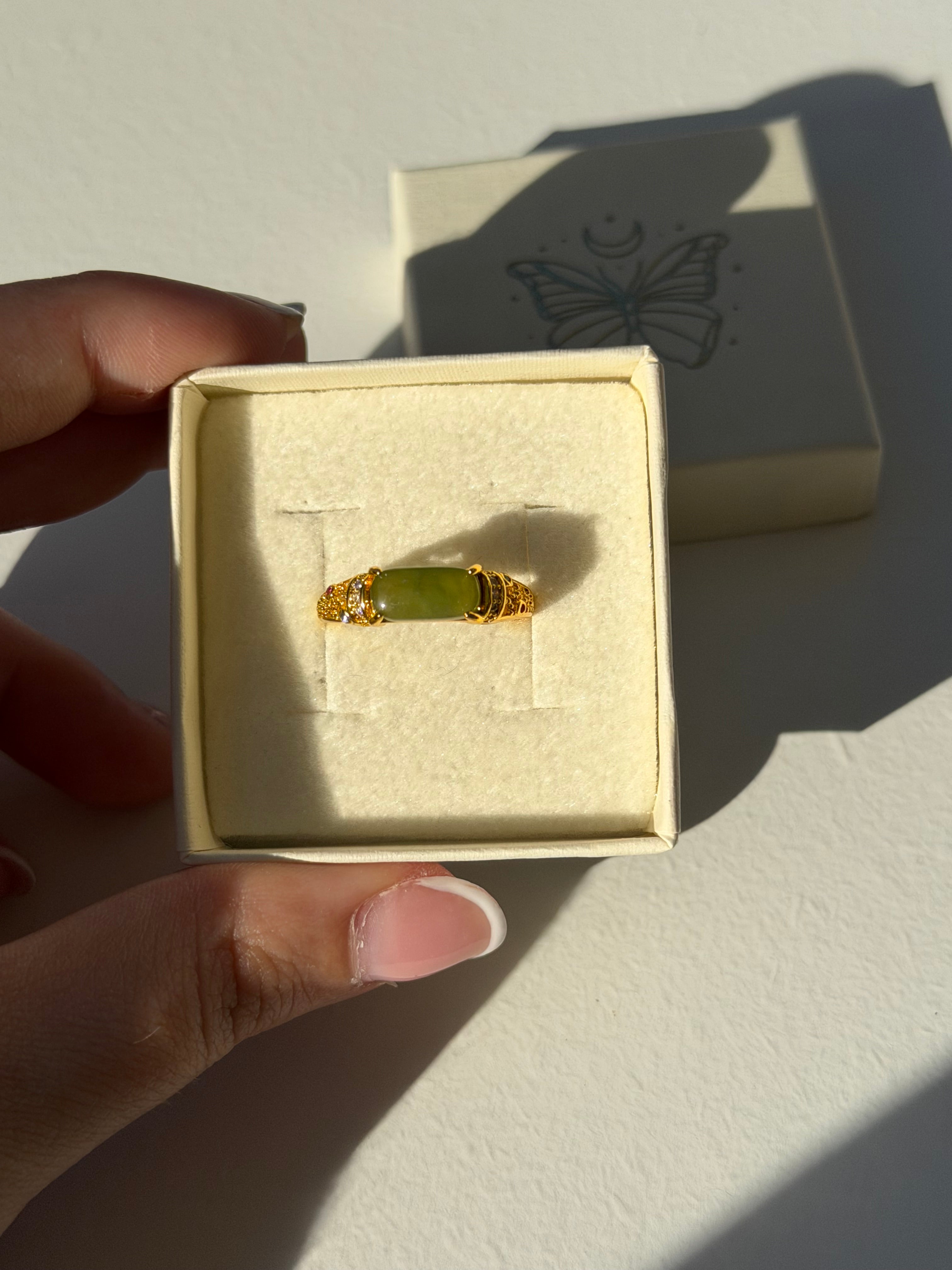 Anello in giada