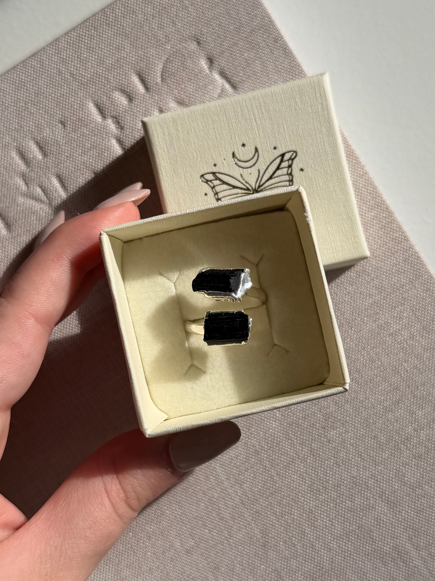 Anello con tormalina