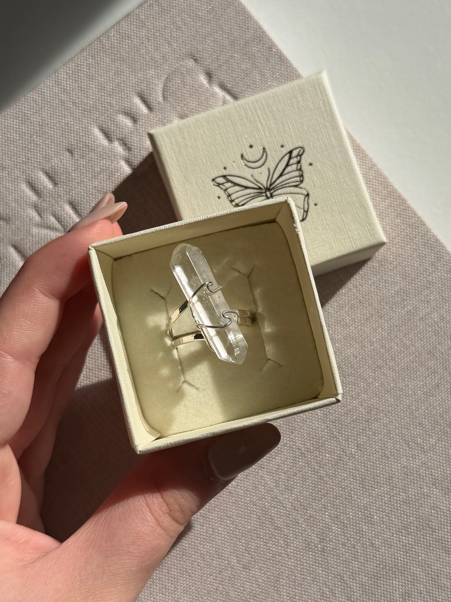 Anello in quarzo ialino