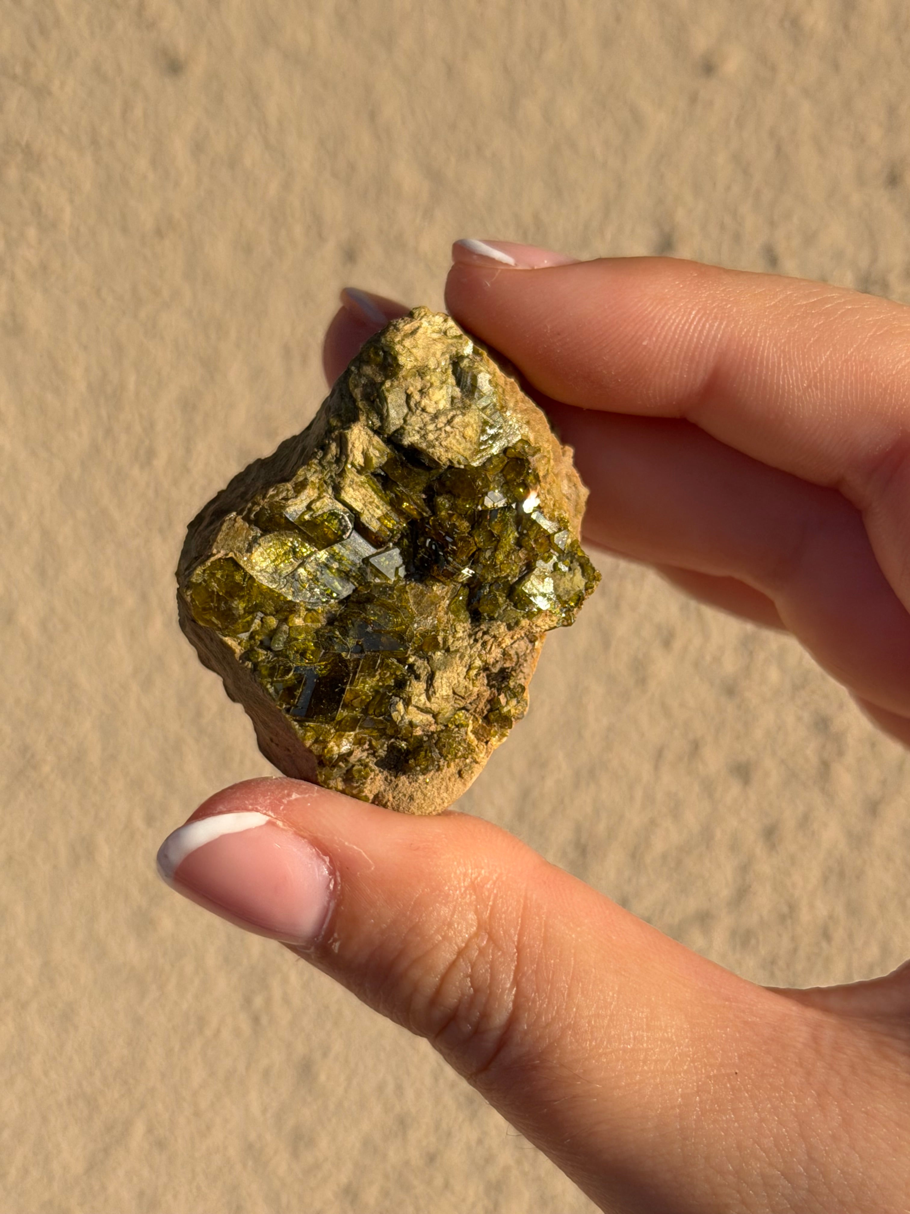Granato, epidoto e vesuvianite (italiana)