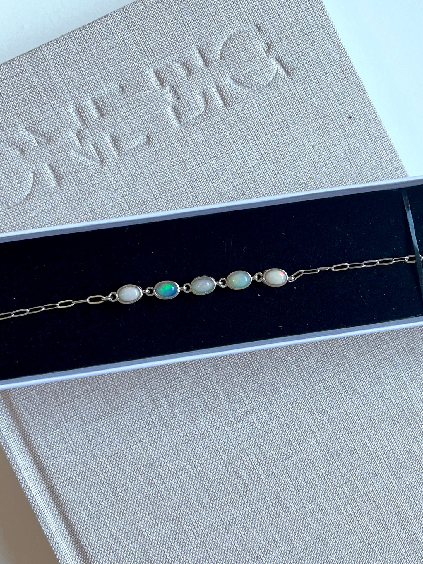 Bracciale in opale etiope