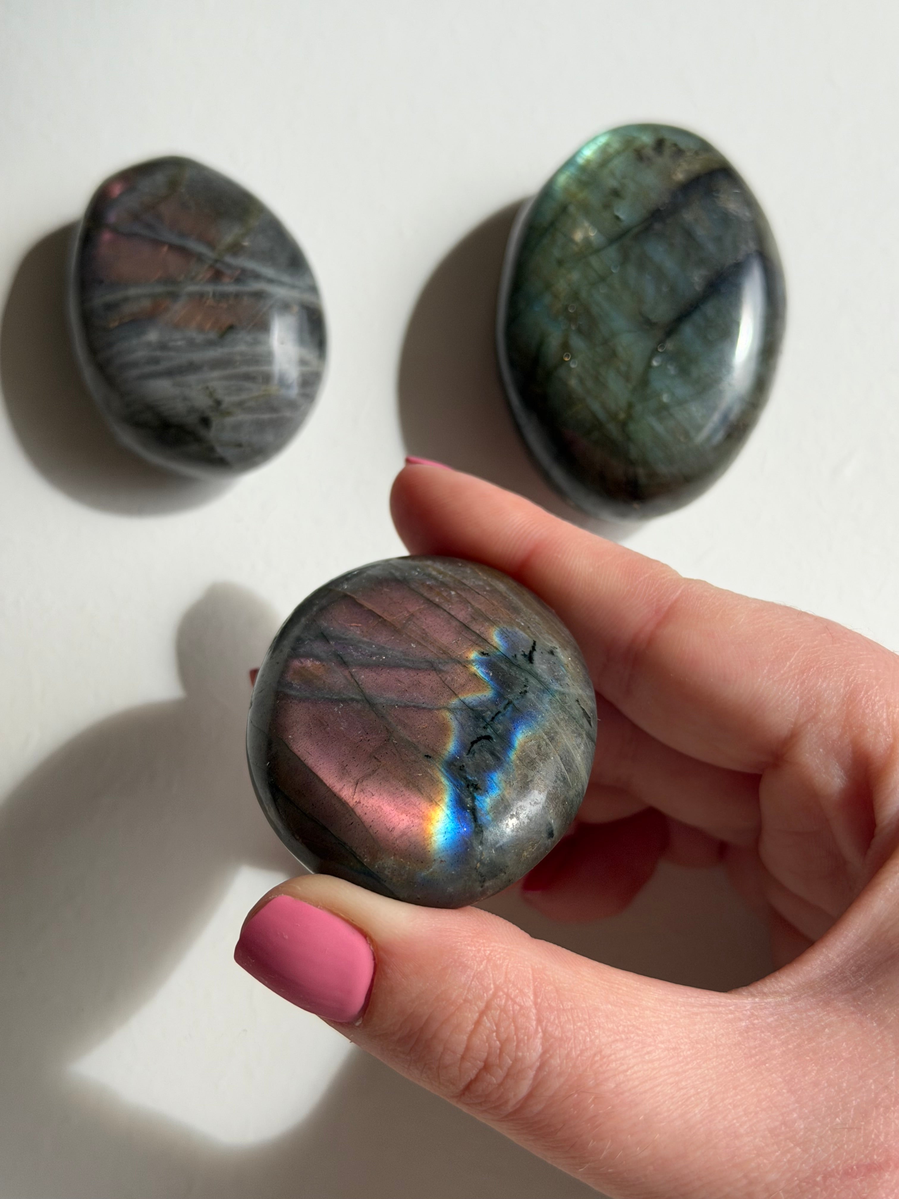 Palmstone in labradorite
