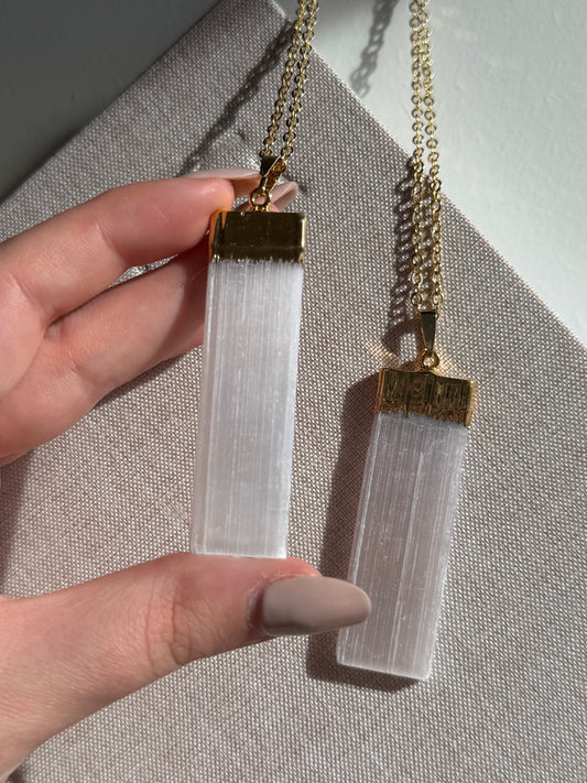 Collana in selenite gold