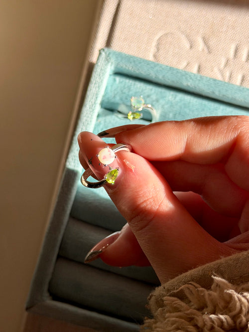 Anello con opale e peridoto (argento 925)