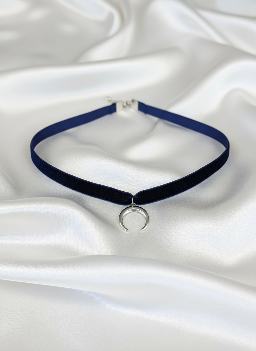 Choker con ciondolo