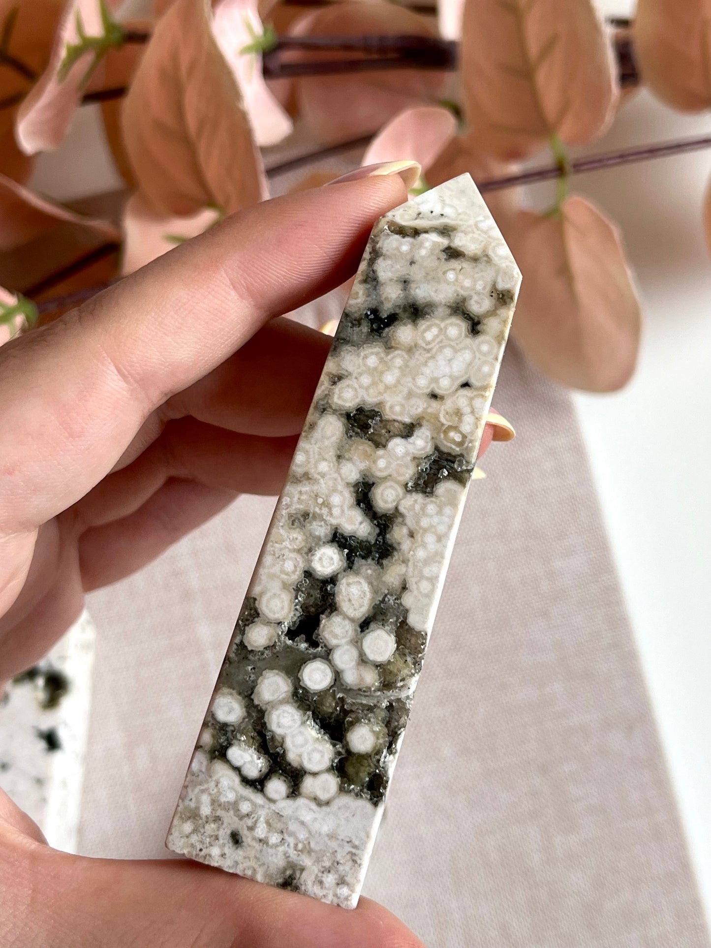 Obelisco in diaspro oceano orbicolare