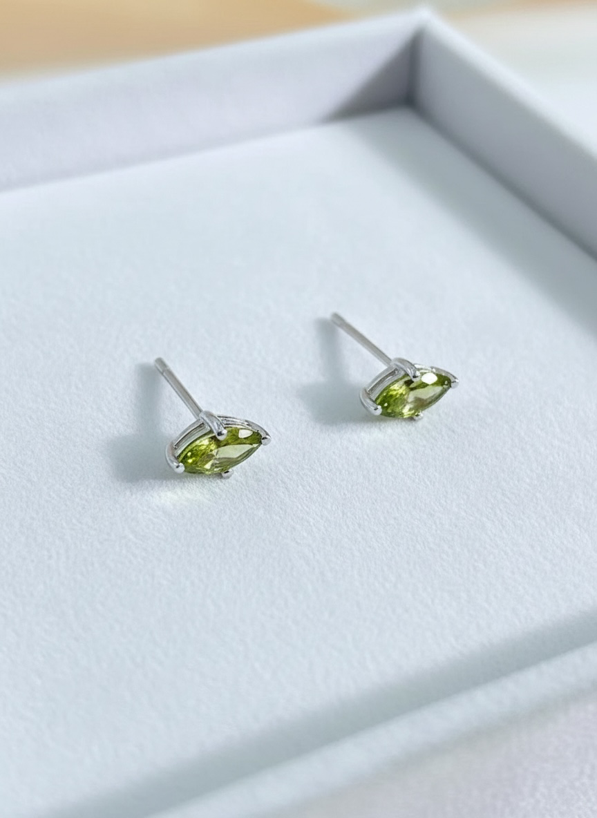 Orecchini in peridoto marquise (argento 925)