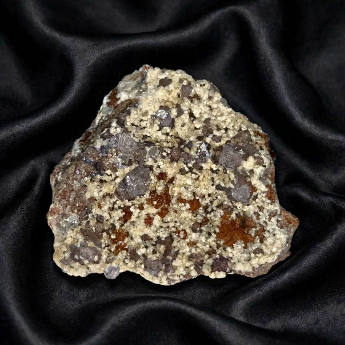 Granato e fluorite viola ottaedrica